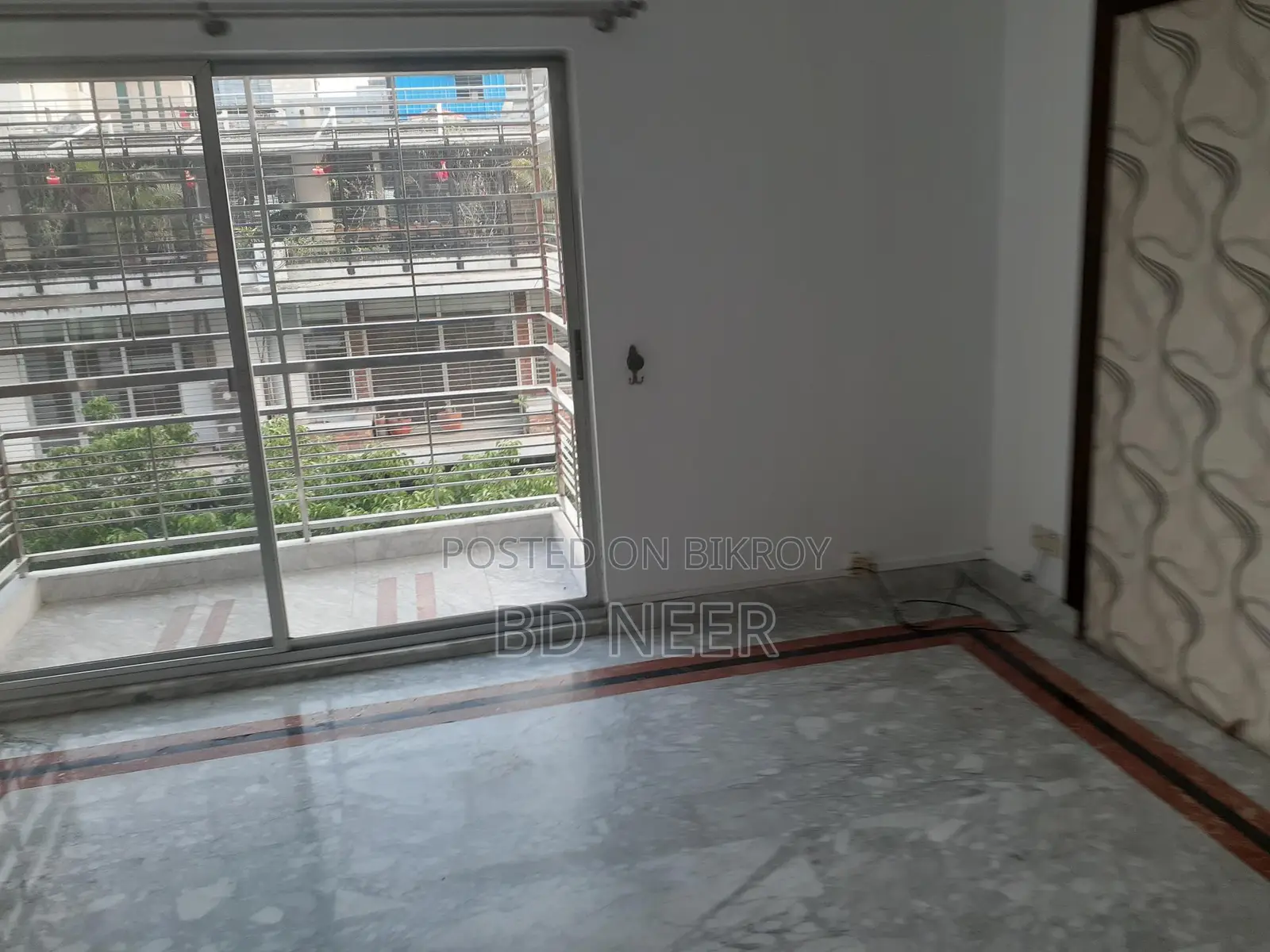 গুলশান-১ এ অফিস স্পেস ভাড়া