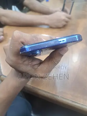 Infinix Hot 60i 6/128 5G (Used)