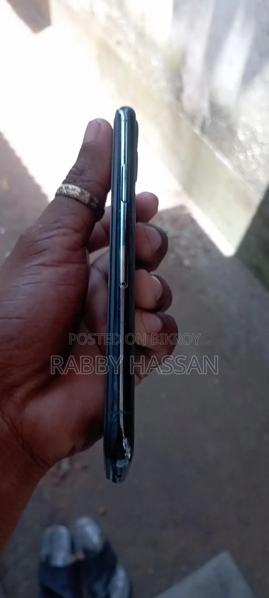 Apple iPhone 11 Pro . (Used)
