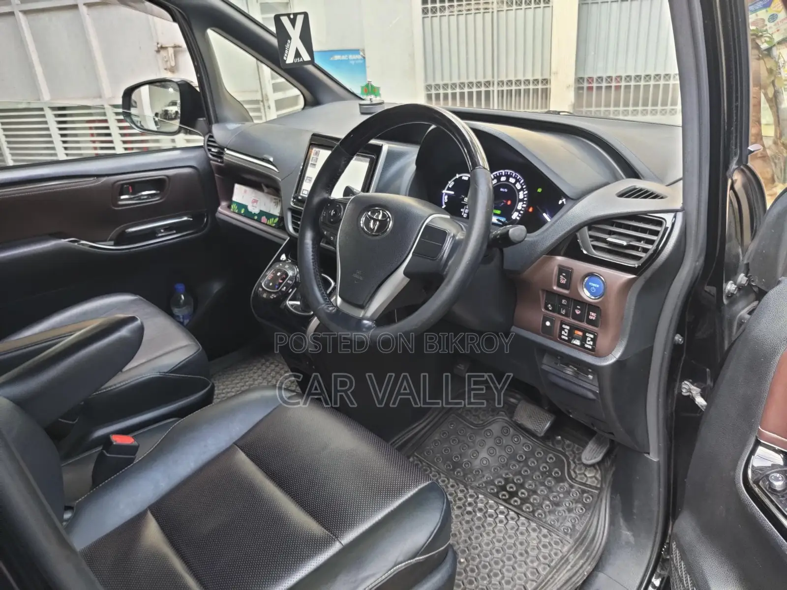 Toyota Esquire GI 2018