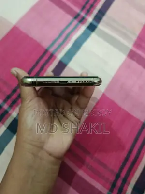 Apple iPhone 11 (Used)