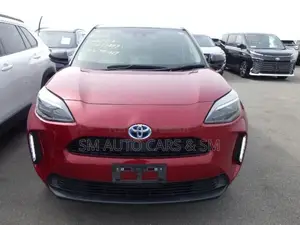 Toyota Yaris Cross Z Red/Black 2Tone 2021