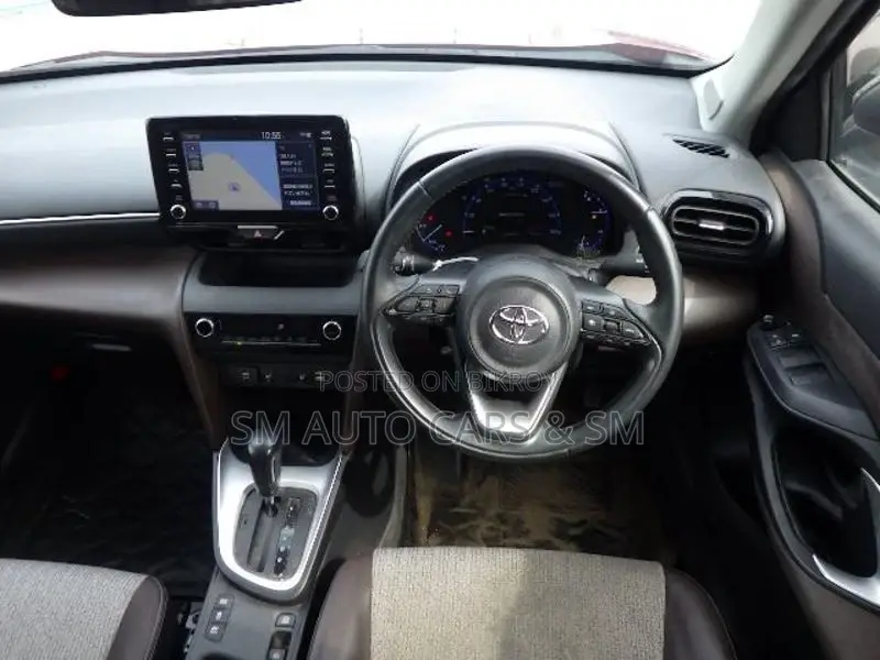 Toyota Yaris Cross Z Red/Black 2Tone 2021