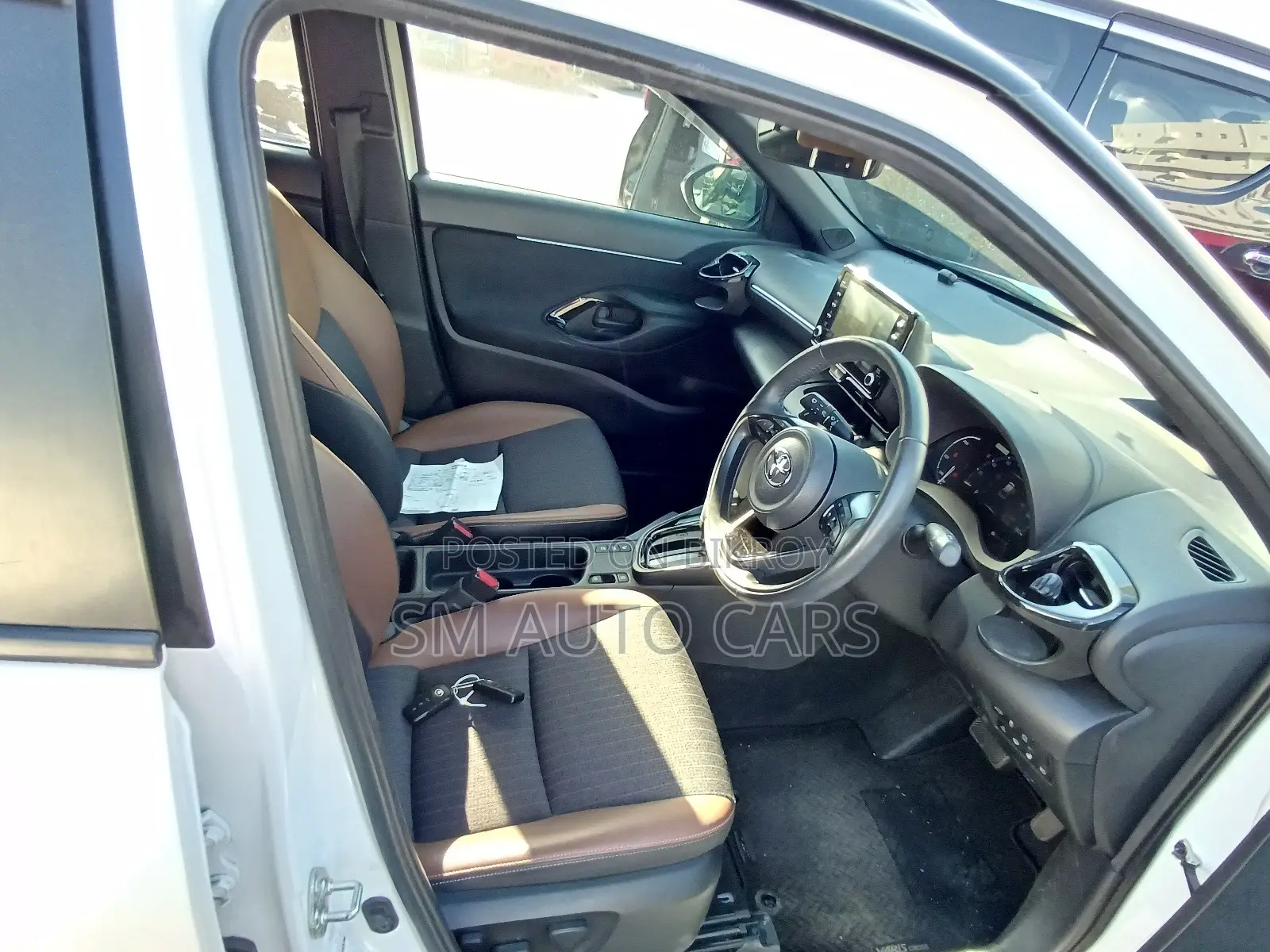 Toyota Yaris Cross Z Pearl/Black 2Tone 2022