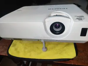 "sell Post" Hitachi Projector
