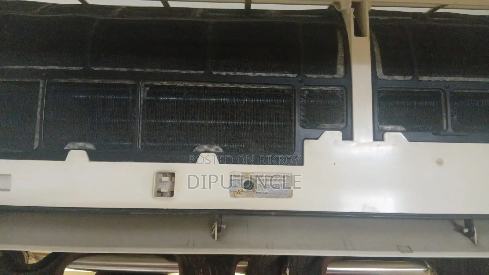 Selling AC due to urgent need for money