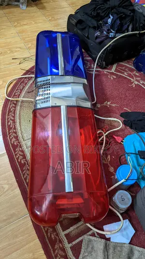 Emergency Vehicle Roof-mounted Light Bar