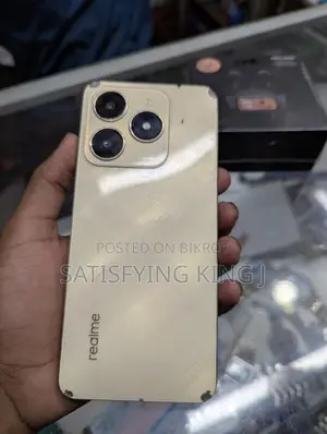 রিয়েলমি সি৬১ ৮/২৫৬ (ব্যবহৃত)