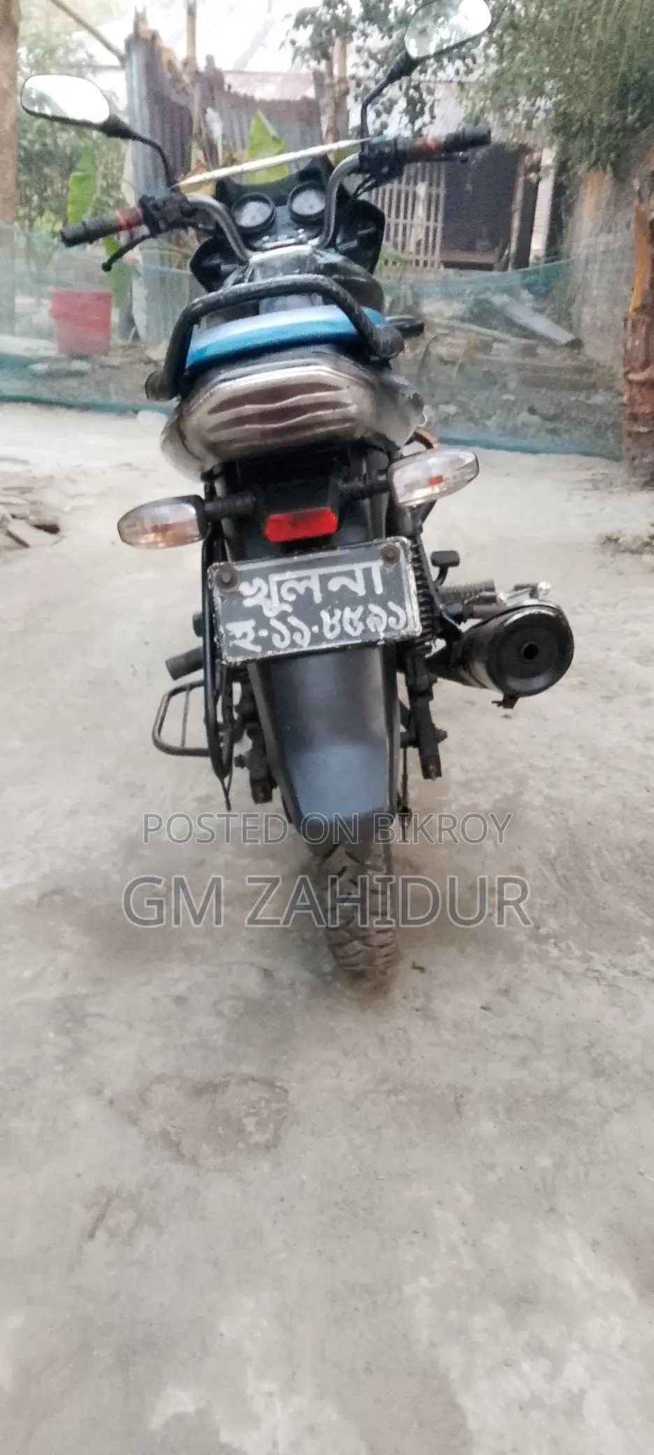 Bajaj Discover 100 .01923580424 2015