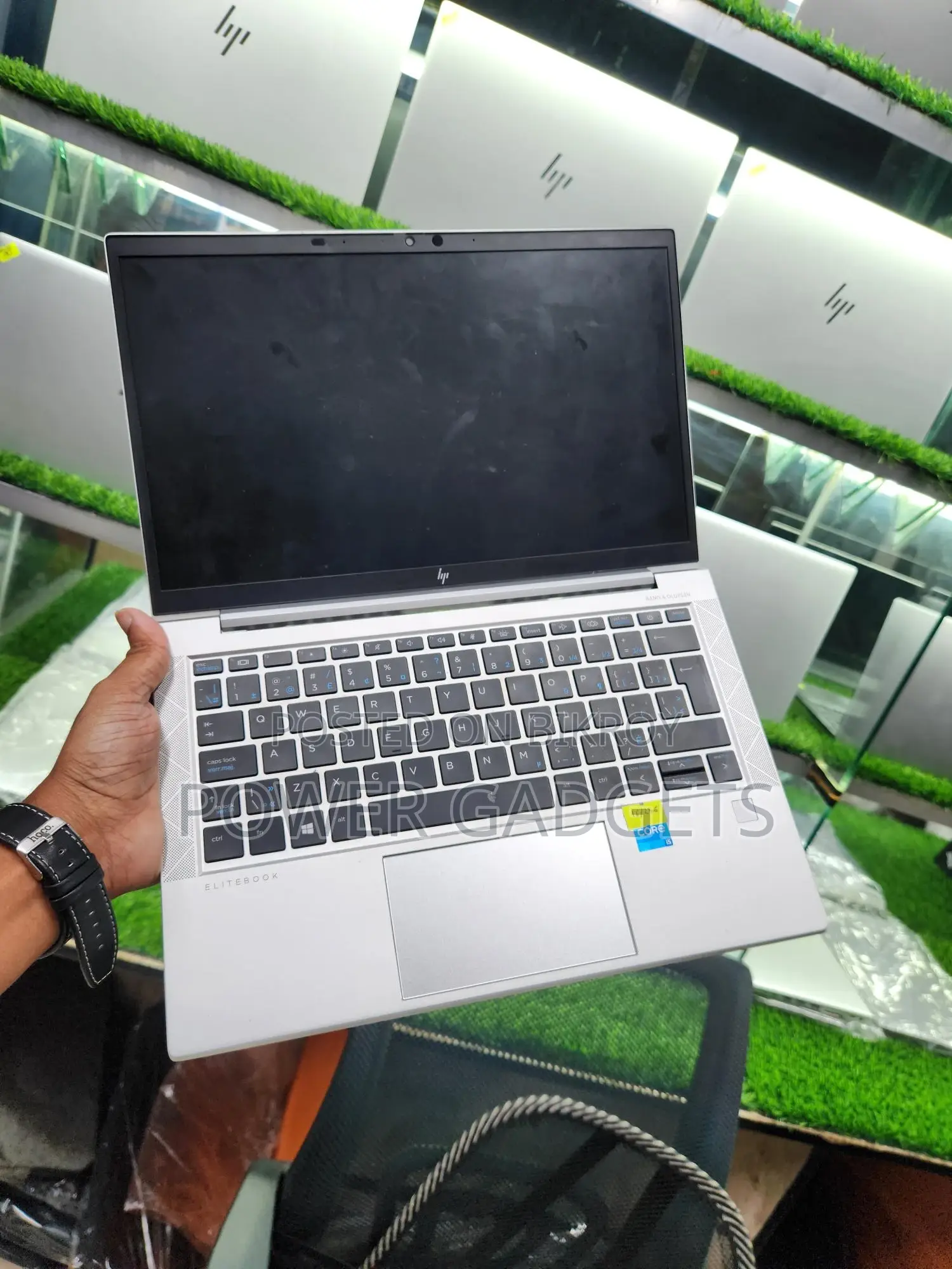 Hp EliteBook core i5 11th Gen (16/256gb) with Gifts