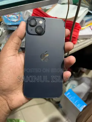 Apple iPhone 13 (Used)