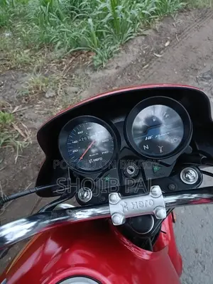 Hero HF Deluxe . 2021