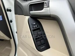 Toyota Land Cruiser Prado 2021