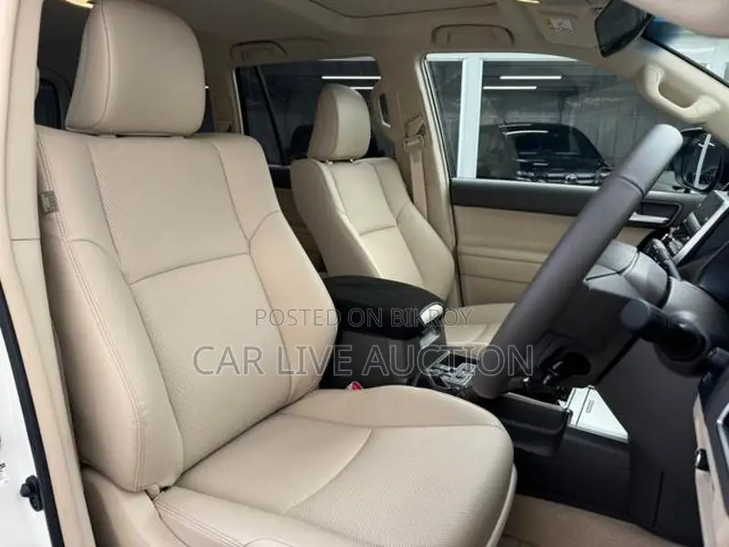 Toyota Land Cruiser Prado 2021