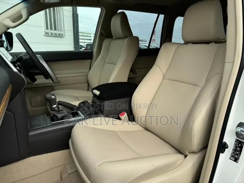 Toyota Land Cruiser Prado 2021