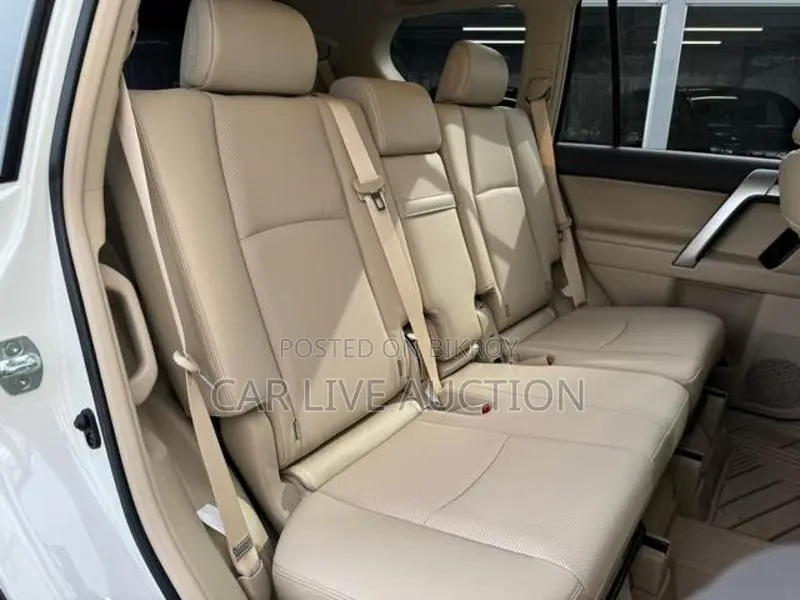 Toyota Land Cruiser Prado 2021