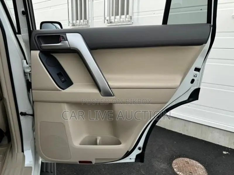 Toyota Land Cruiser Prado 2021