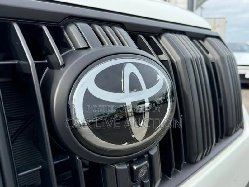 Toyota Land Cruiser Prado 2021