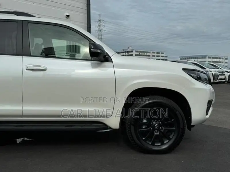 Toyota Land Cruiser Prado 2021