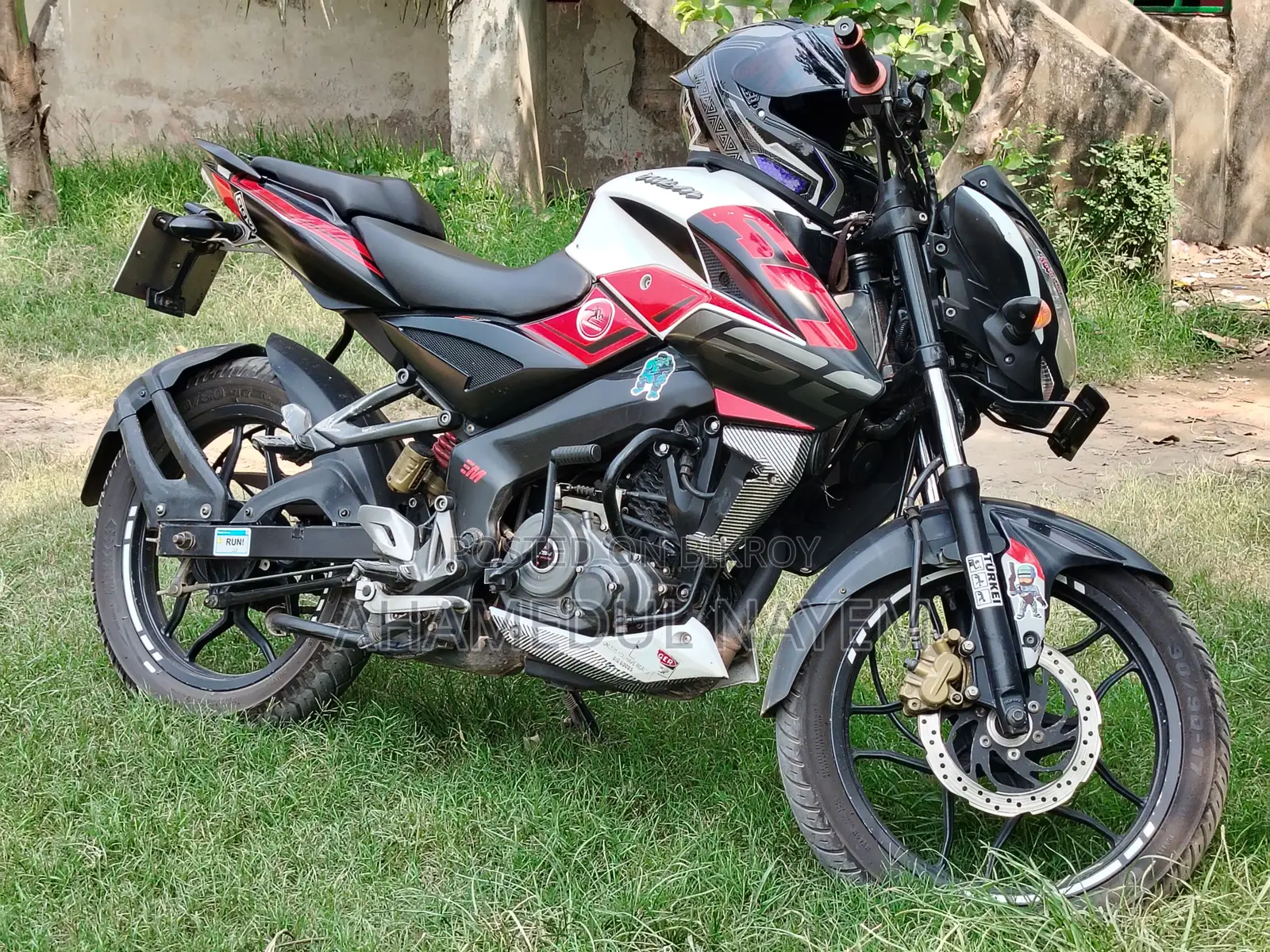Bajaj Pulsar 160 2018