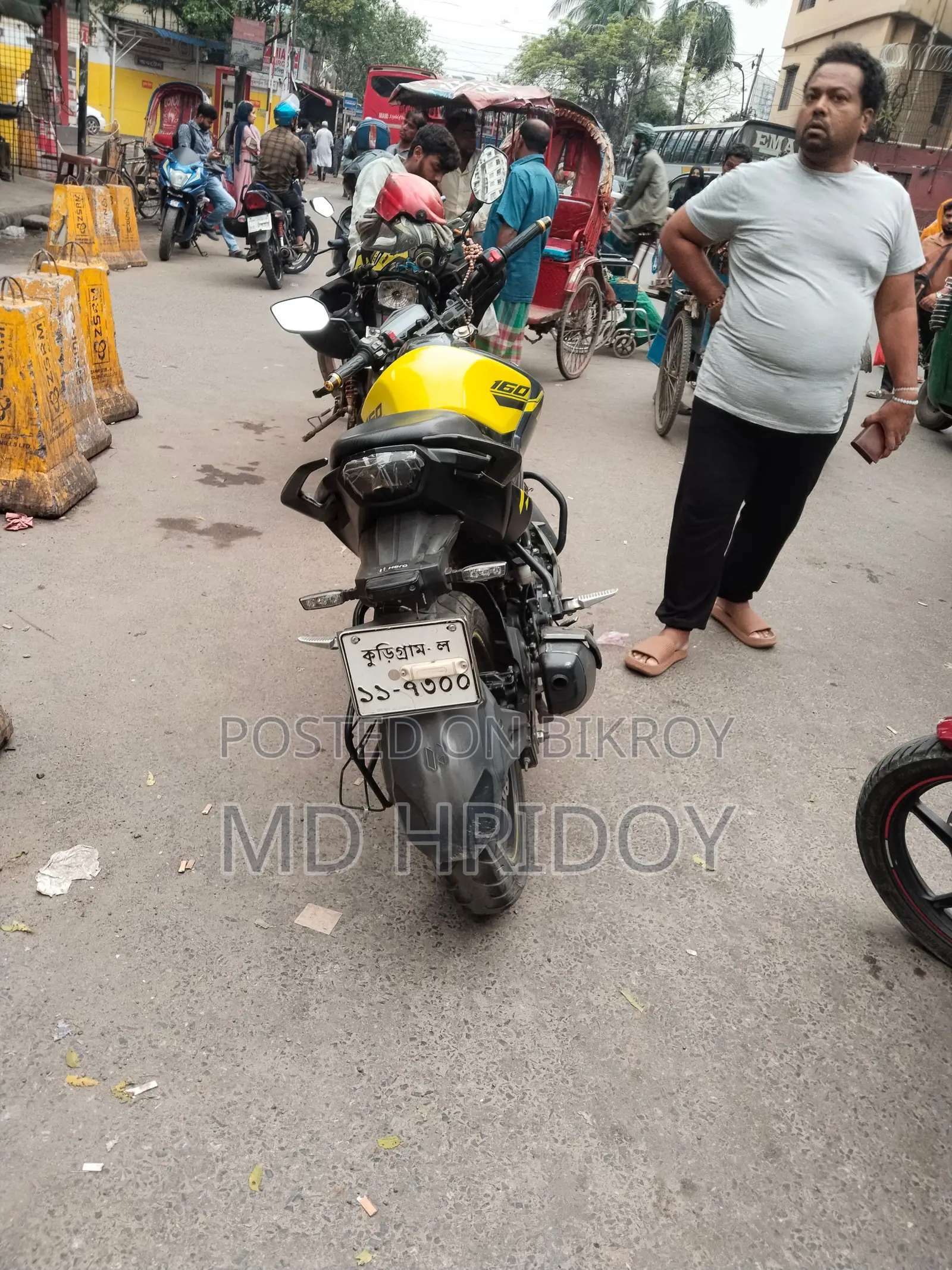 Hero Thriller 160R Refresh 4V 2024