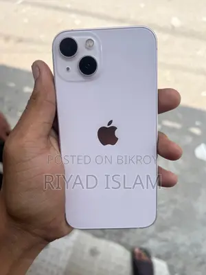 Apple iPhone 13 (Used)