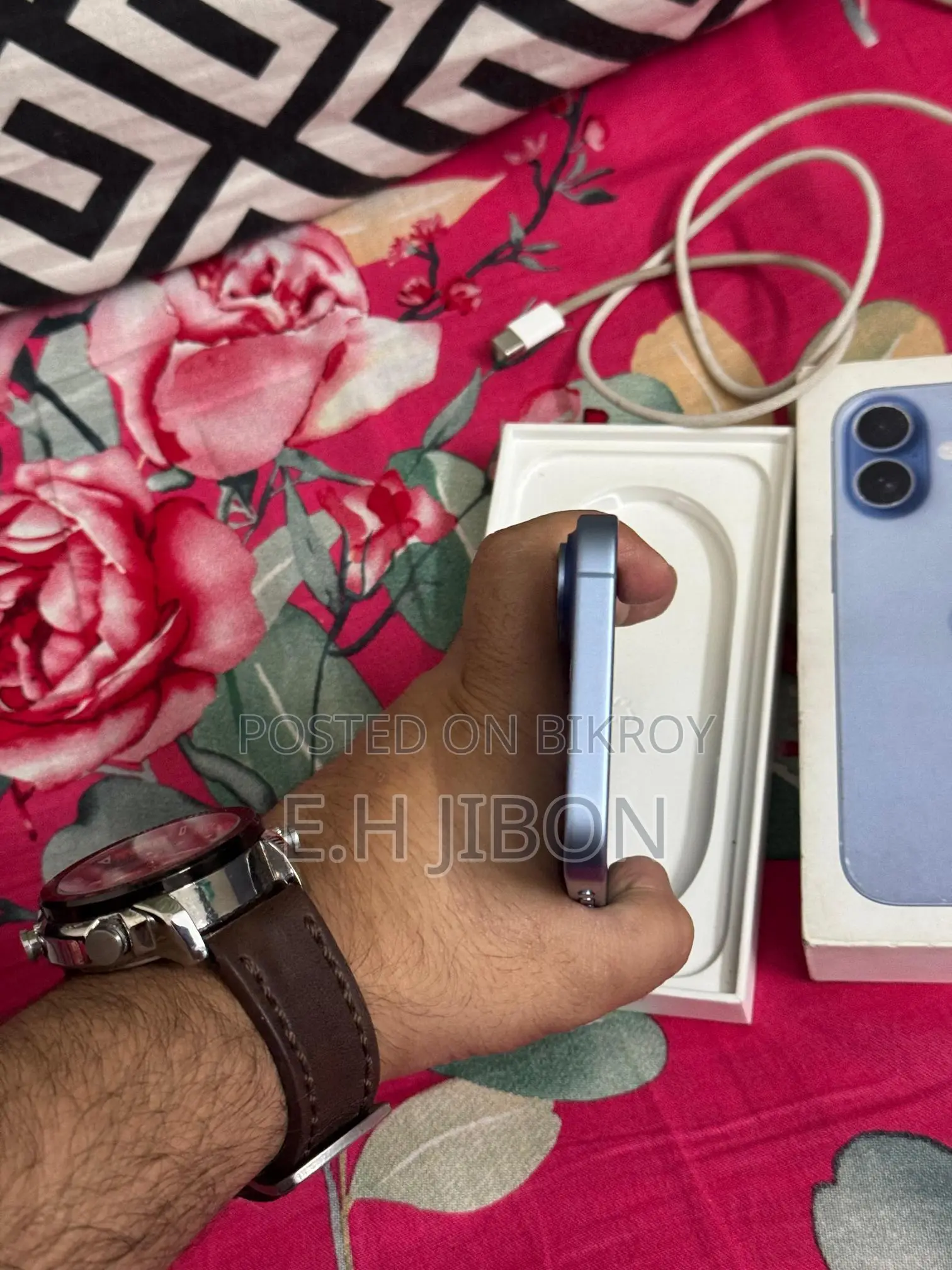 Apple iPhone 17 Global Variant (Used)