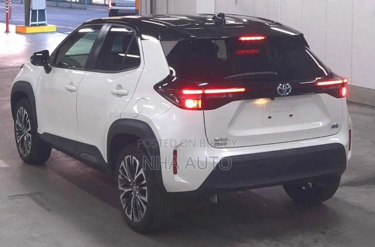 Toyota Yaris Cross HYBRID Z LEATHER PKG 2021