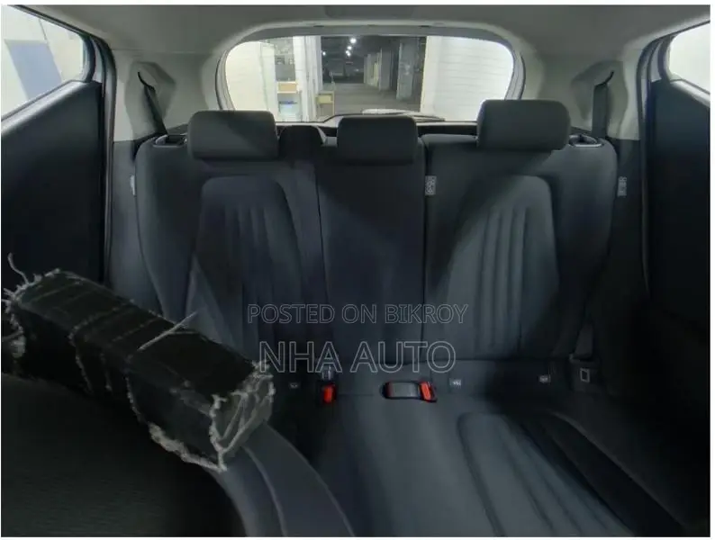 Toyota Yaris Cross HYBRID Z LEATHER PKG 2021