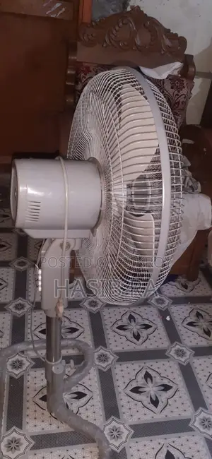 Media Msf-1821 18-inch Industrial Stand Fan