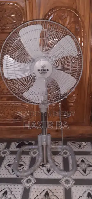 Media Msf-1821 18-inch Industrial Stand Fan