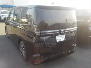 Toyota Voxy Sz Package 2021