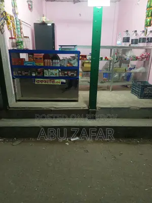 শোকেস