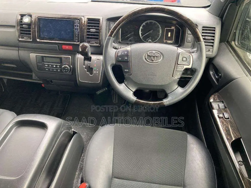 Toyota Hiace Super gl 2021