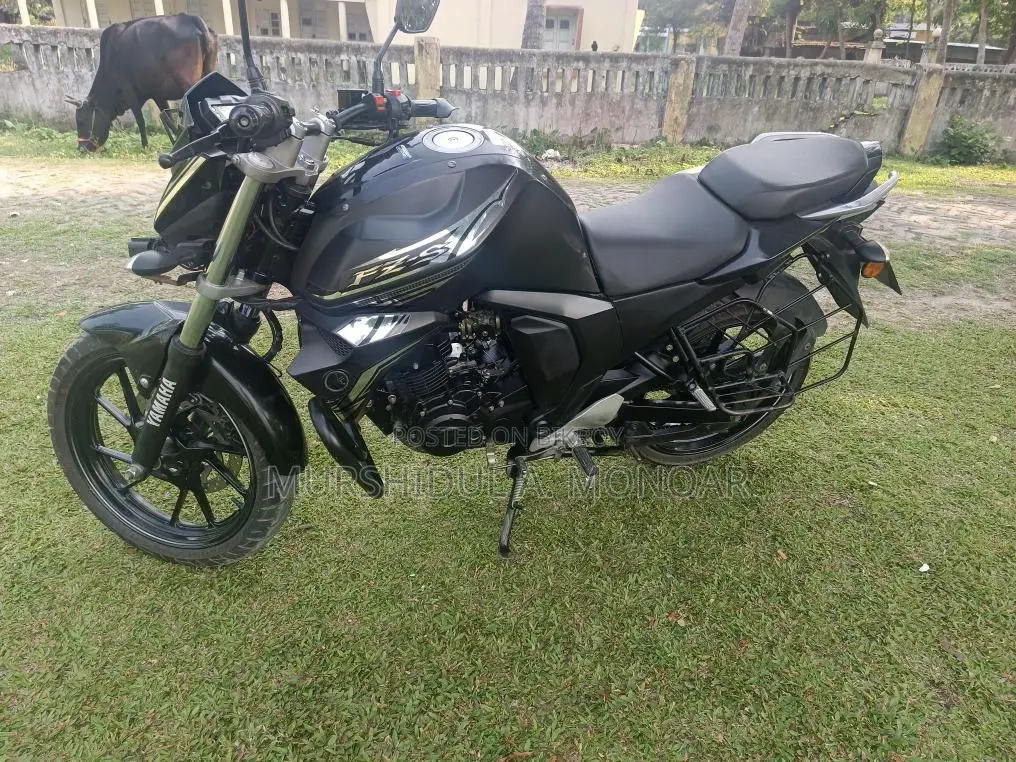 ইয়ামাহা এফজেডএস ভি২ . ২০২১