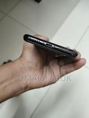 Apple iPhone X (Used)