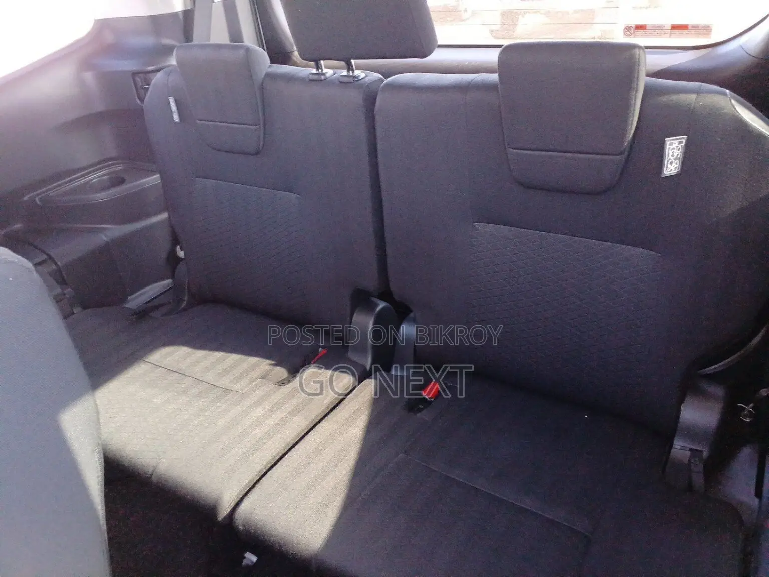 Toyota Noah G Hybrid 2022