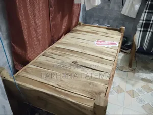 কাঠের স্টুডেন্ট বেড