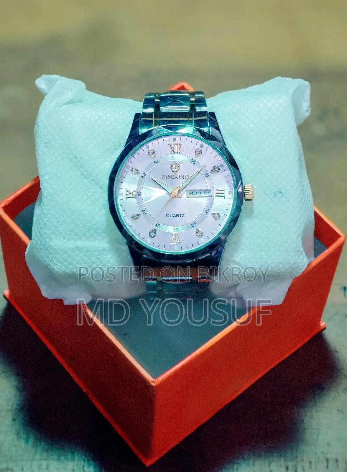 Binbond Original Men’s Stainless Steel Watch.