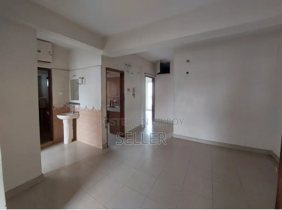 3bdrm Apartment in Nova Momtaz Mahal, Mohammadpur for rent