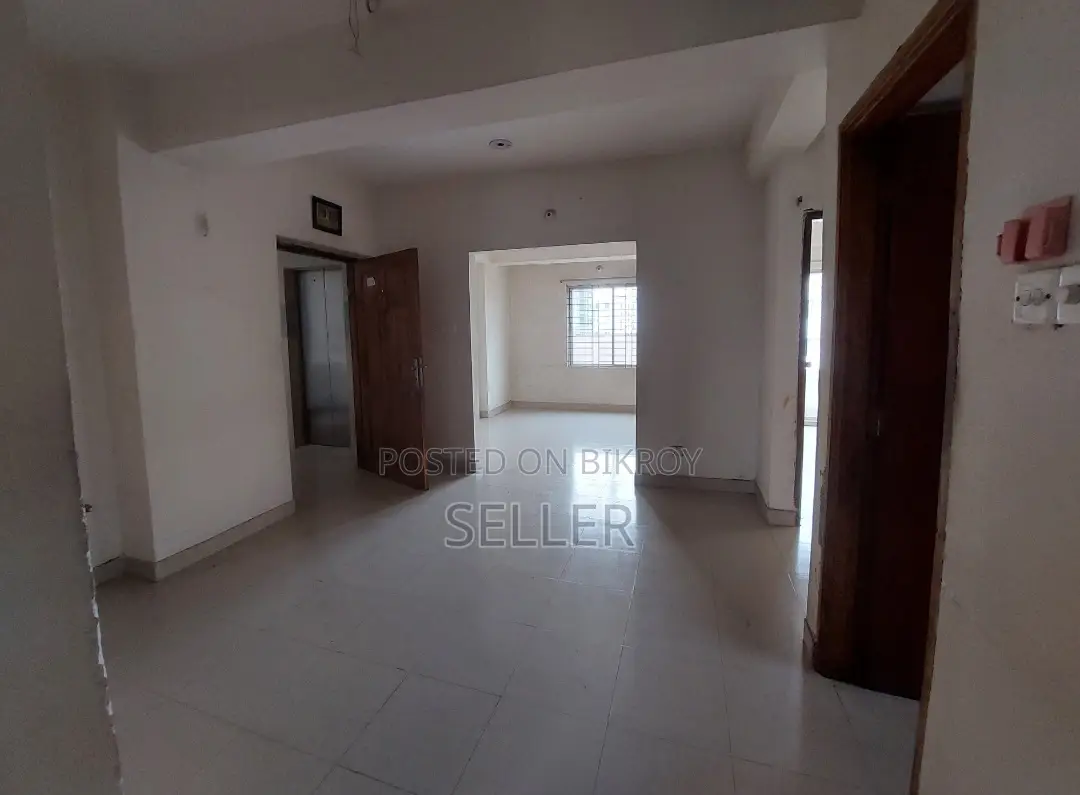 3bdrm Apartment in Nova Momtaz Mahal, Mohammadpur for rent