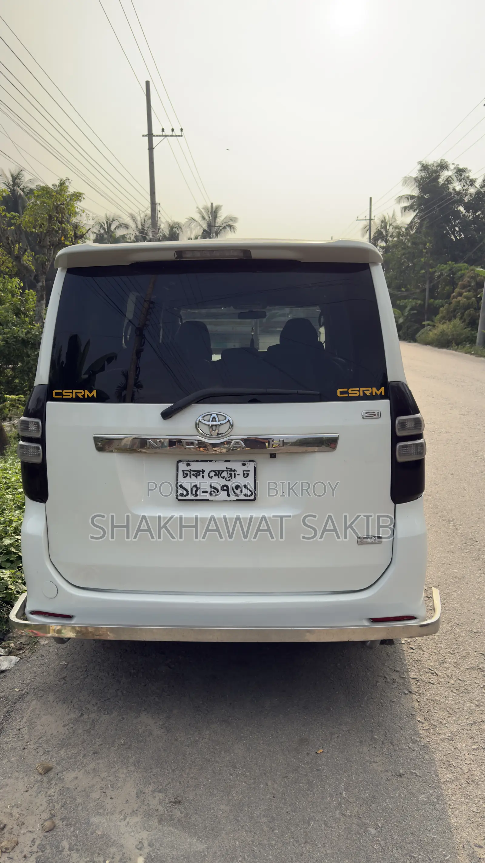 Toyota Noah 2.0 143hp AWD (7 Seater) 2010 Pearl