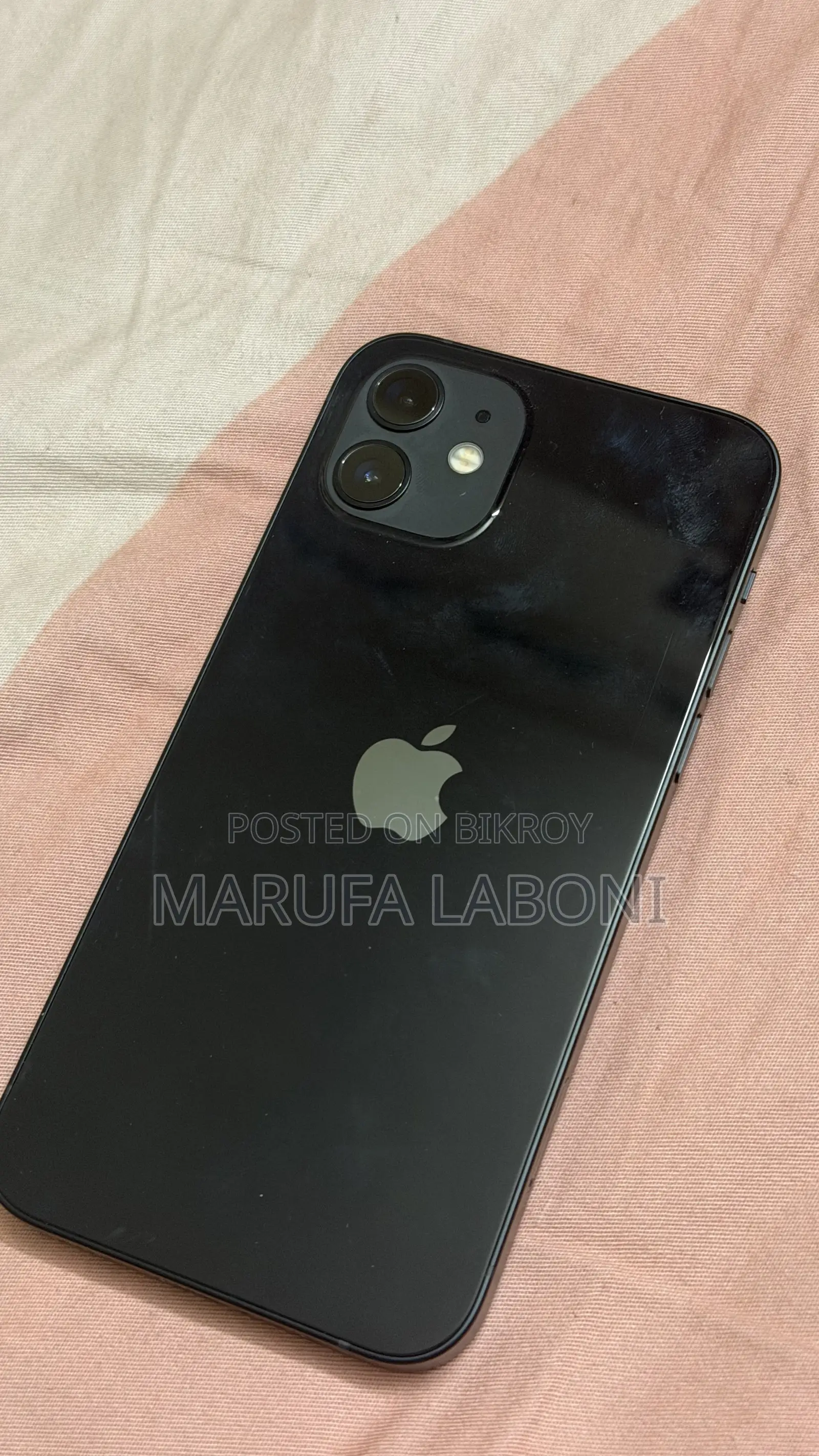 Apple iPhone 12 (Used)
