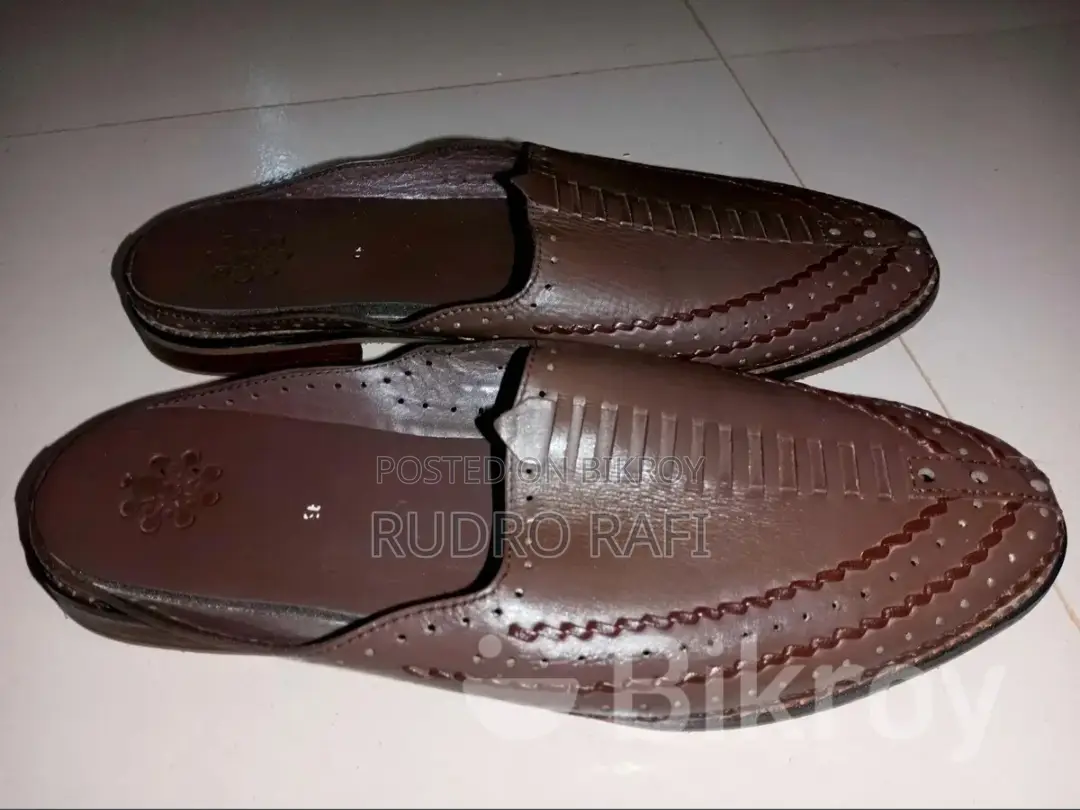 Half Shoes Size 43, Like New