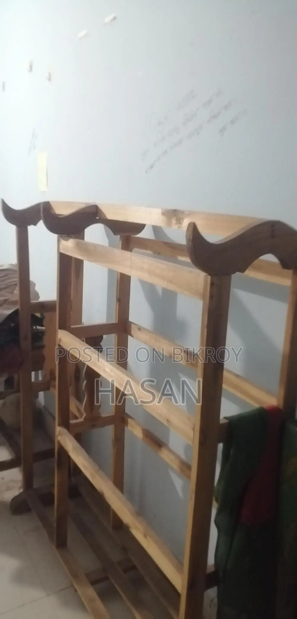 আলনা বিক্রি করা হবে