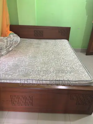 আলমারি, খাট,ফ্রিজ এবং ওয়াশিং মেশিন