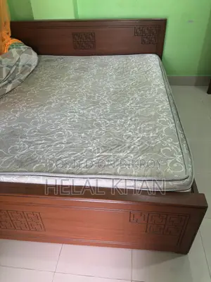 আলমারি, খাট,ফ্রিজ এবং ওয়াশিং মেশিন