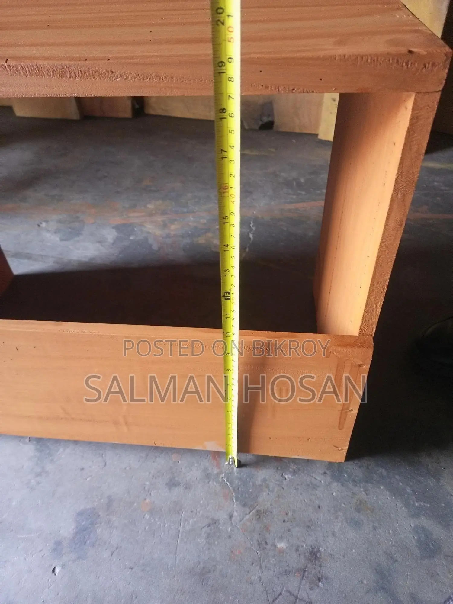IPS Storage Stand
