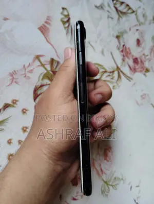 Apple iPhone 7 (Used)