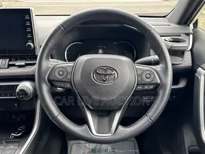 Toyota RAV4 PHEV G 2021